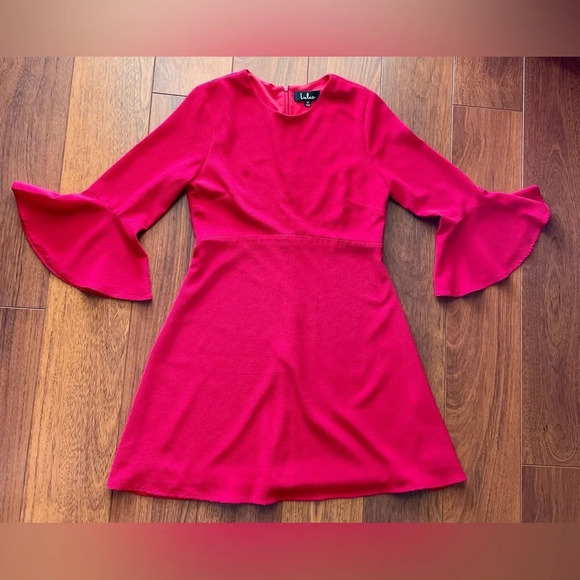 Lulus Center of Attention Red Flounce Sleeve Dress size M - Picture 16 of 16